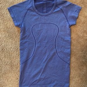 Lululemon short sleeve workout top